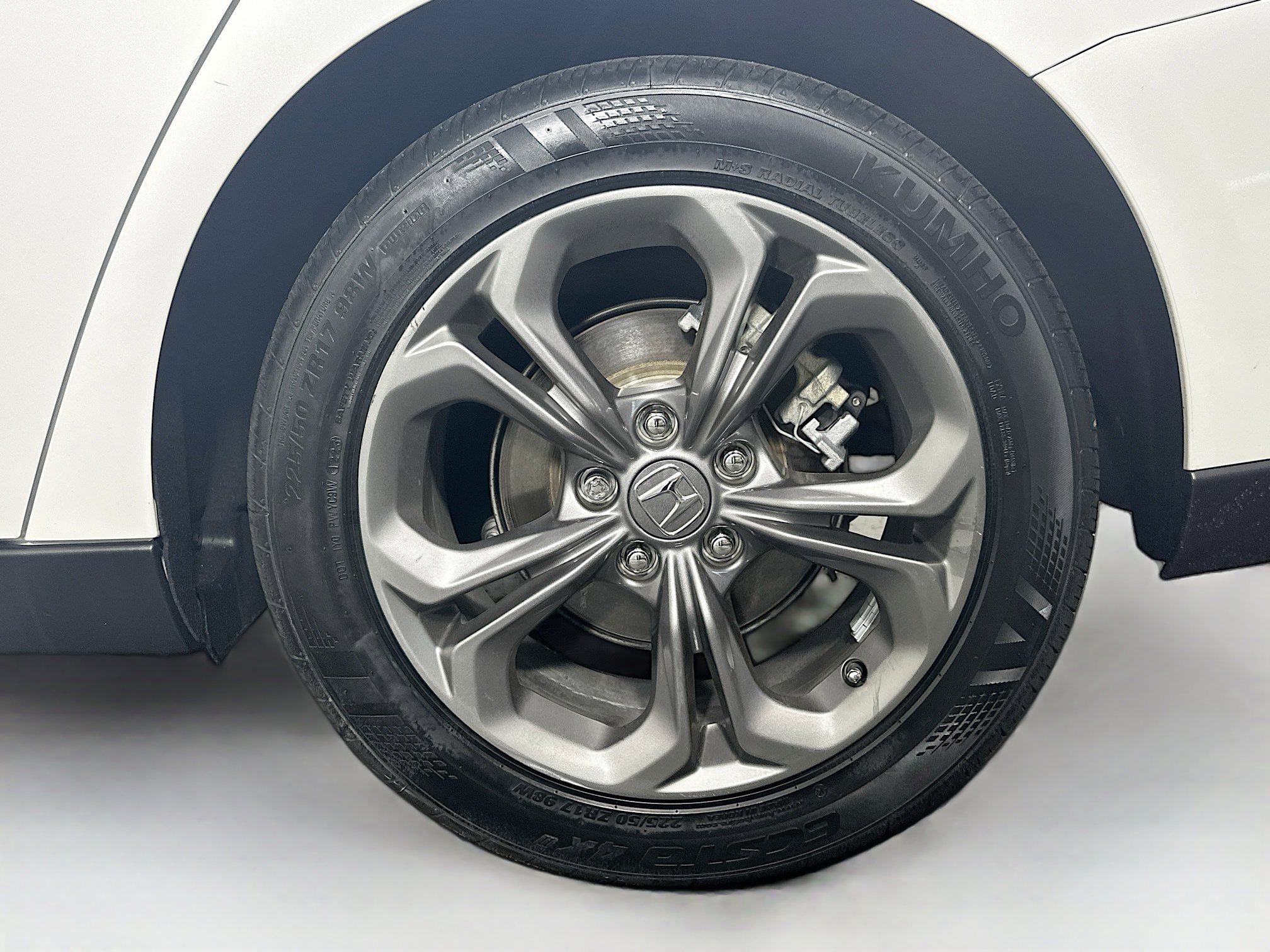 Used 2024 Honda Accord EX image 11