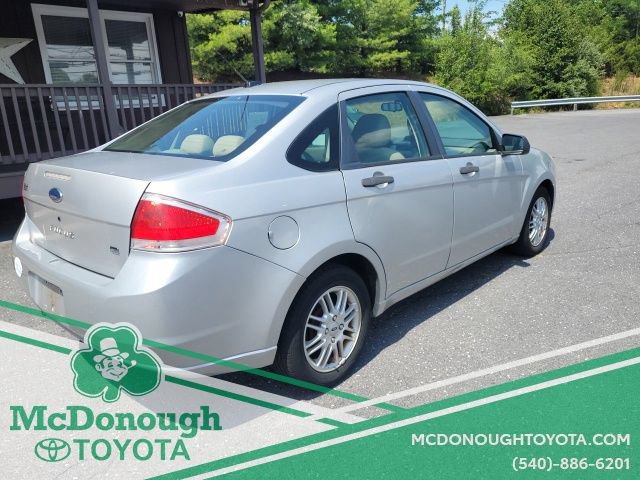Used 2009 Ford Focus SE FWD image 5