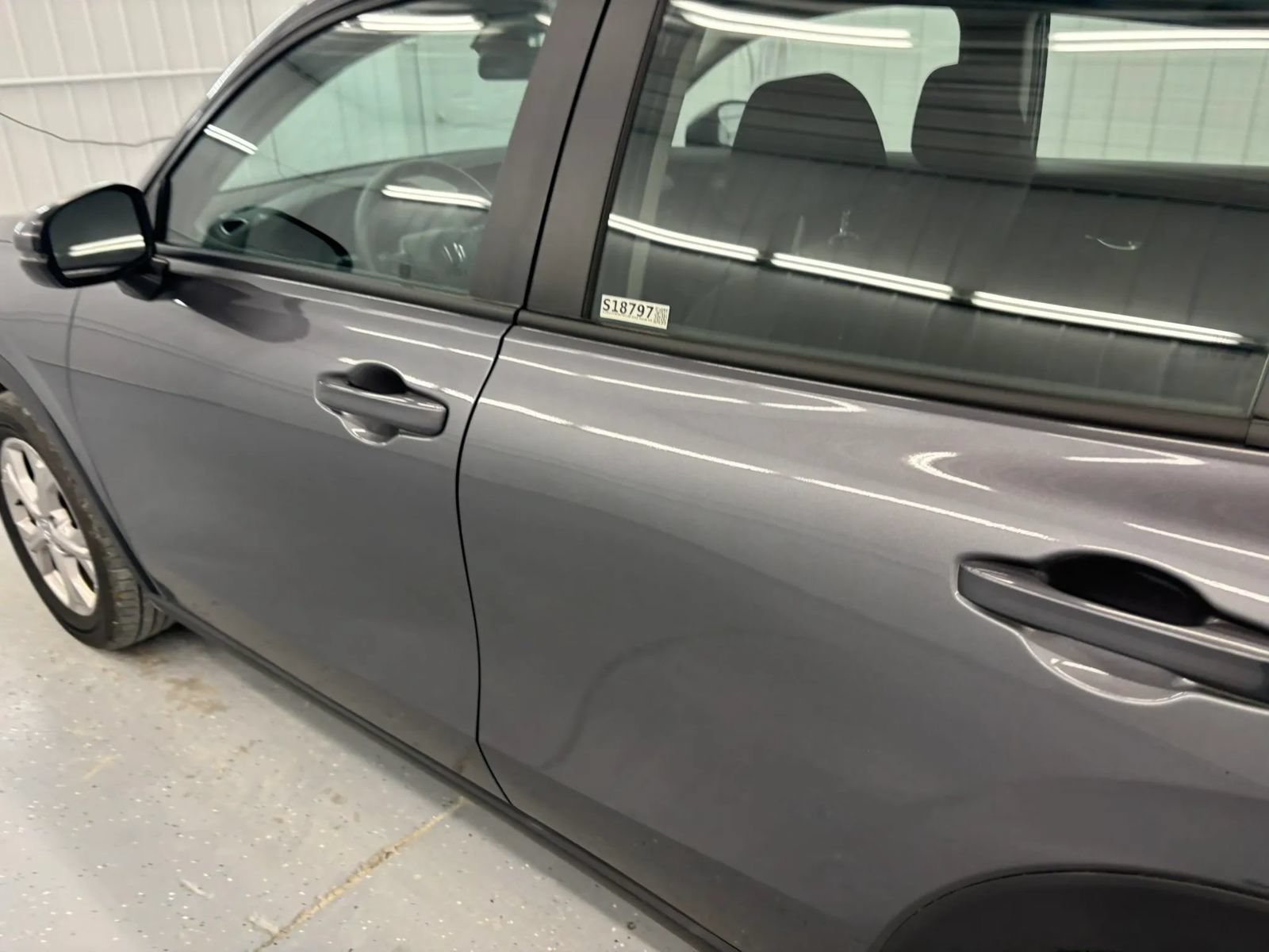 Used 2025 Honda HR-V LX image 22