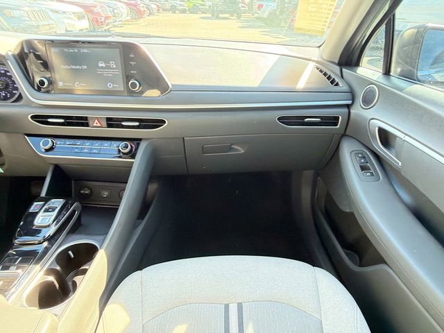 Used 2021 Hyundai Sonata SE image 17