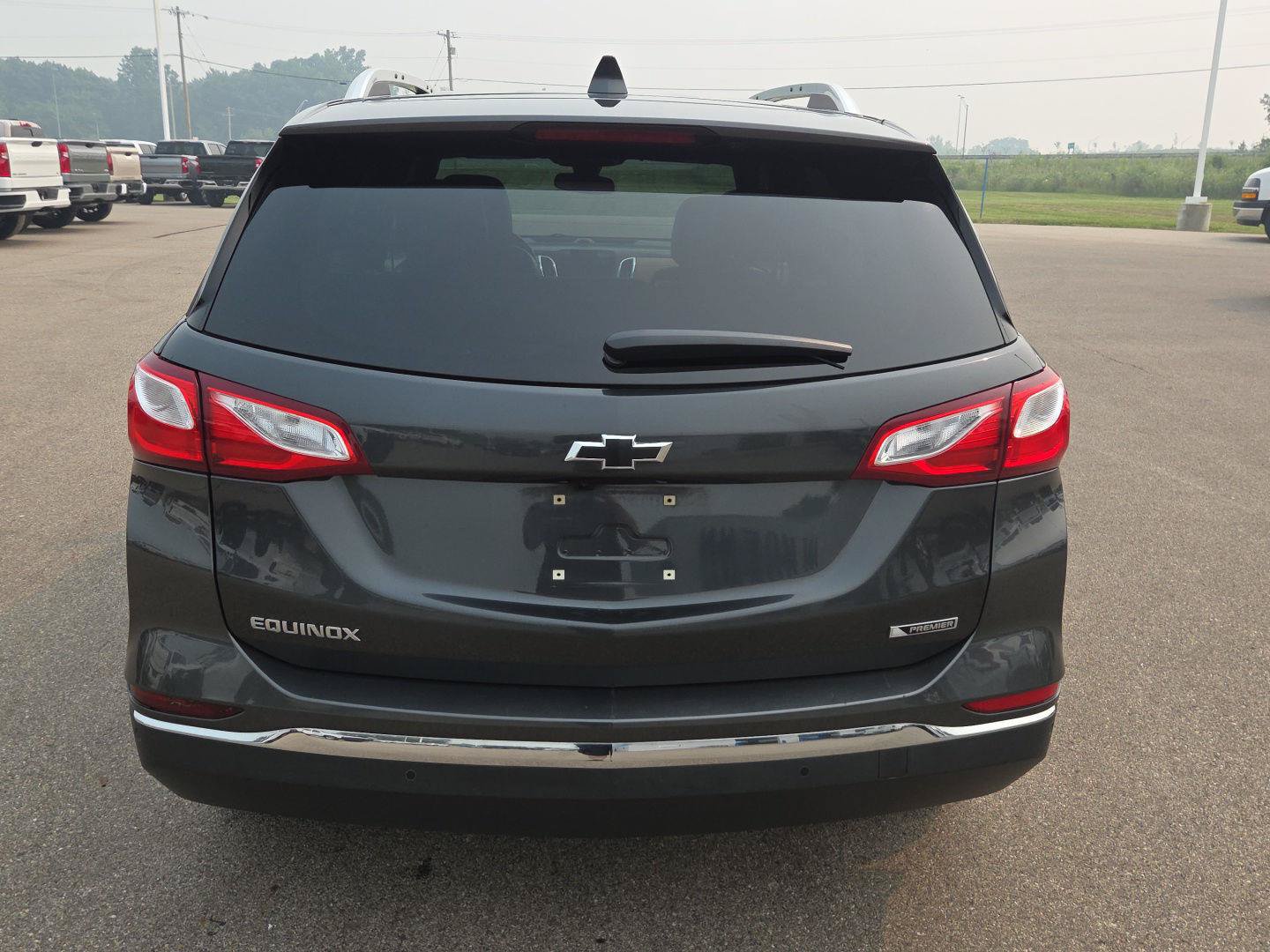 Used 2018 Chevrolet Equinox Premier FWD image 4