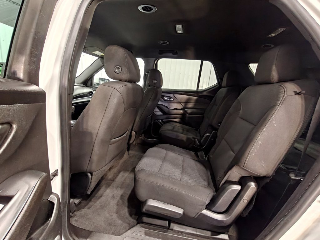 Used 2022 Chevrolet Traverse LT AWD/4WD image 28