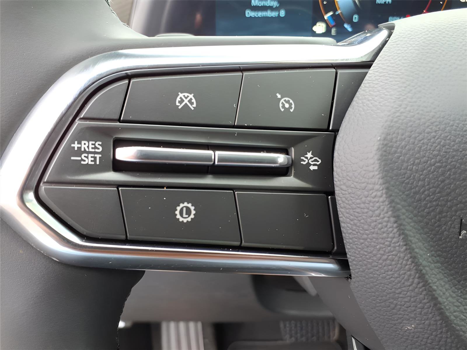 New 2026 Chevrolet Equinox LT w/ Convenience Package II image 17