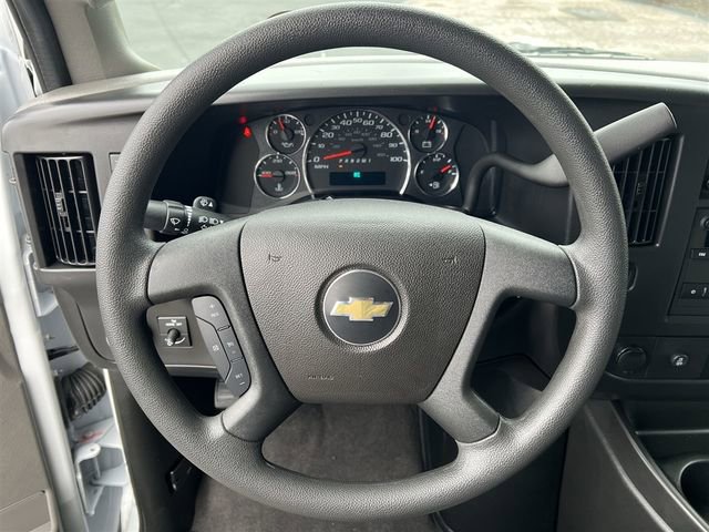 Certified 2025 Chevrolet Express 3500 LT w/ LT Preferred Equipment Group image 15