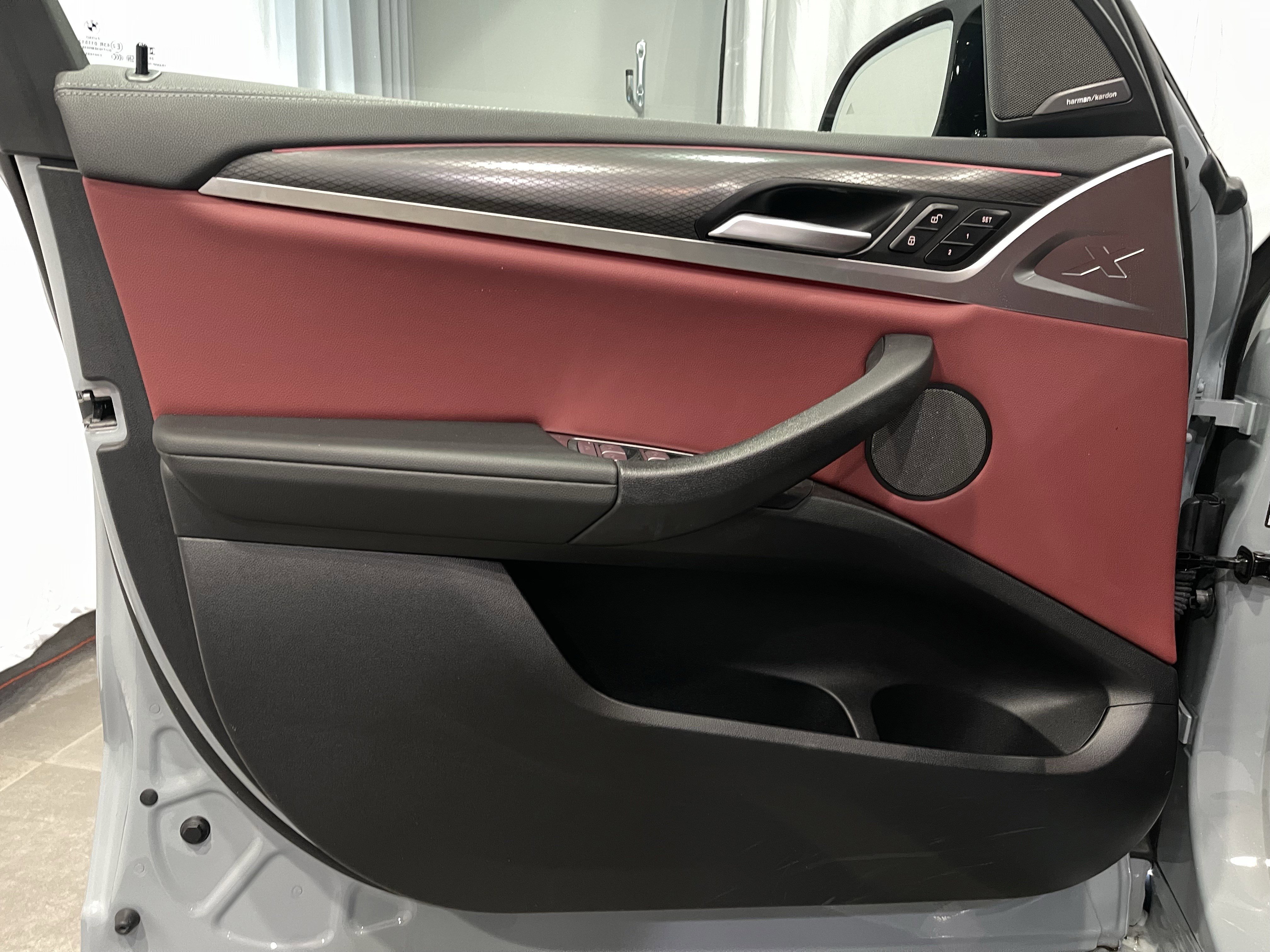 Used 2024 BMW X3 M40i w/ Parking Assistance Package image 13