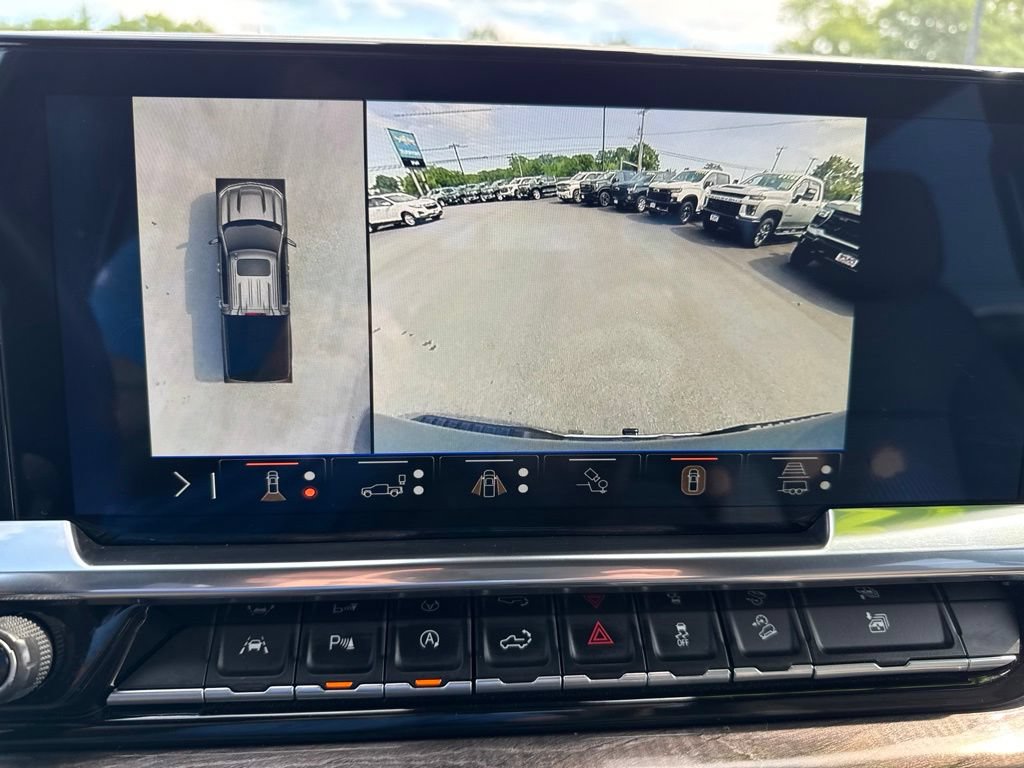 Used 2024 Chevrolet Silverado 1500 LTZ w/ LTZ Convenience Package II AWD/4WD image 32