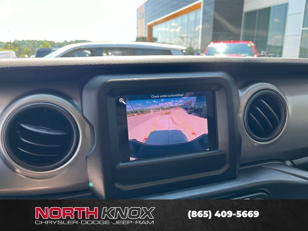 Used 2021 Jeep Gladiator Sport AWD/4WD image 11