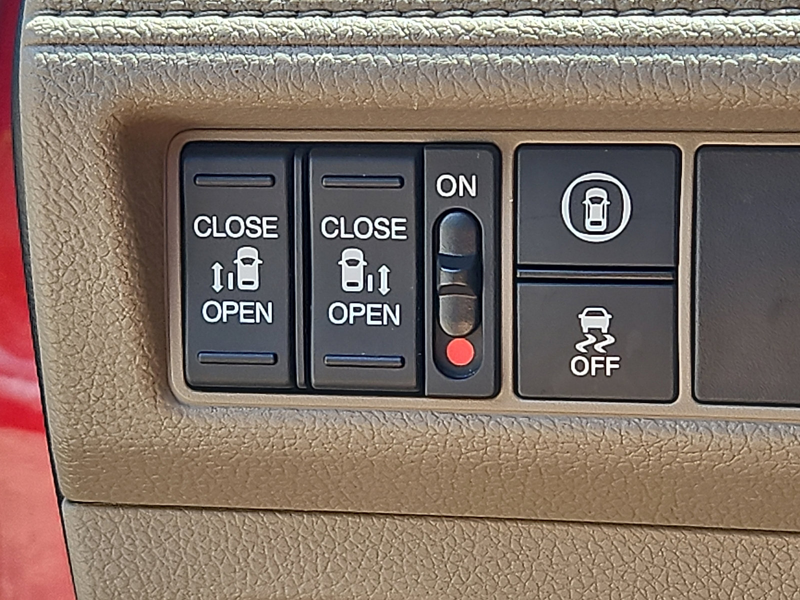 Certified 2023 Honda Odyssey EX image 25