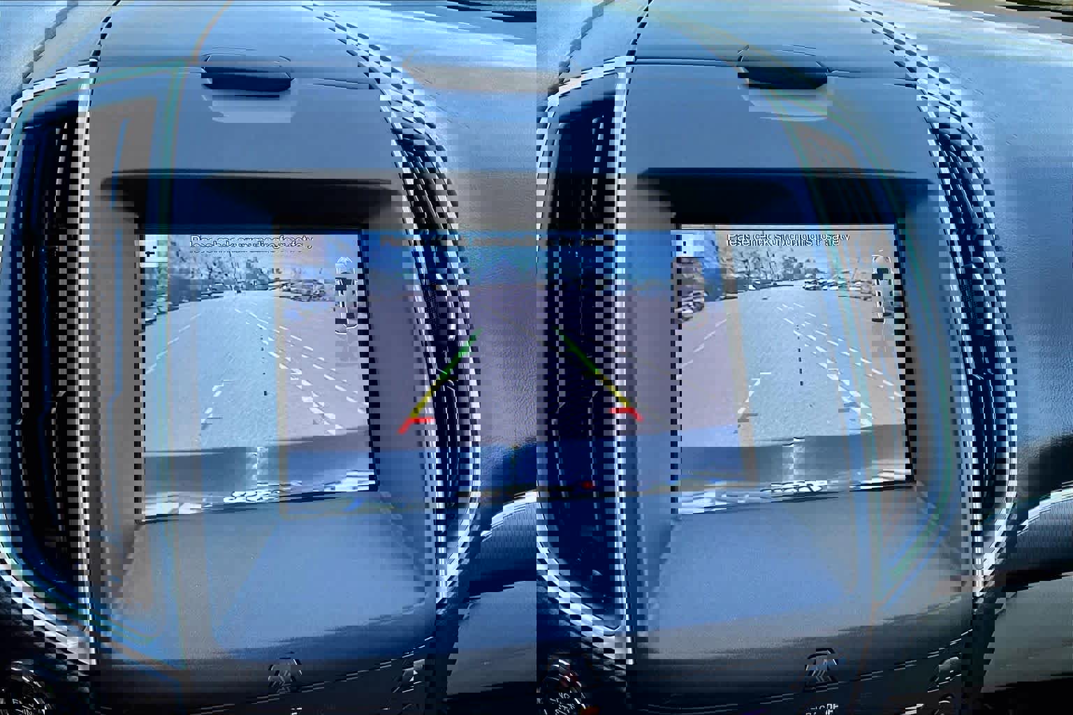 Used 2017 Ford Edge Titanium w/ Technology Package image 26