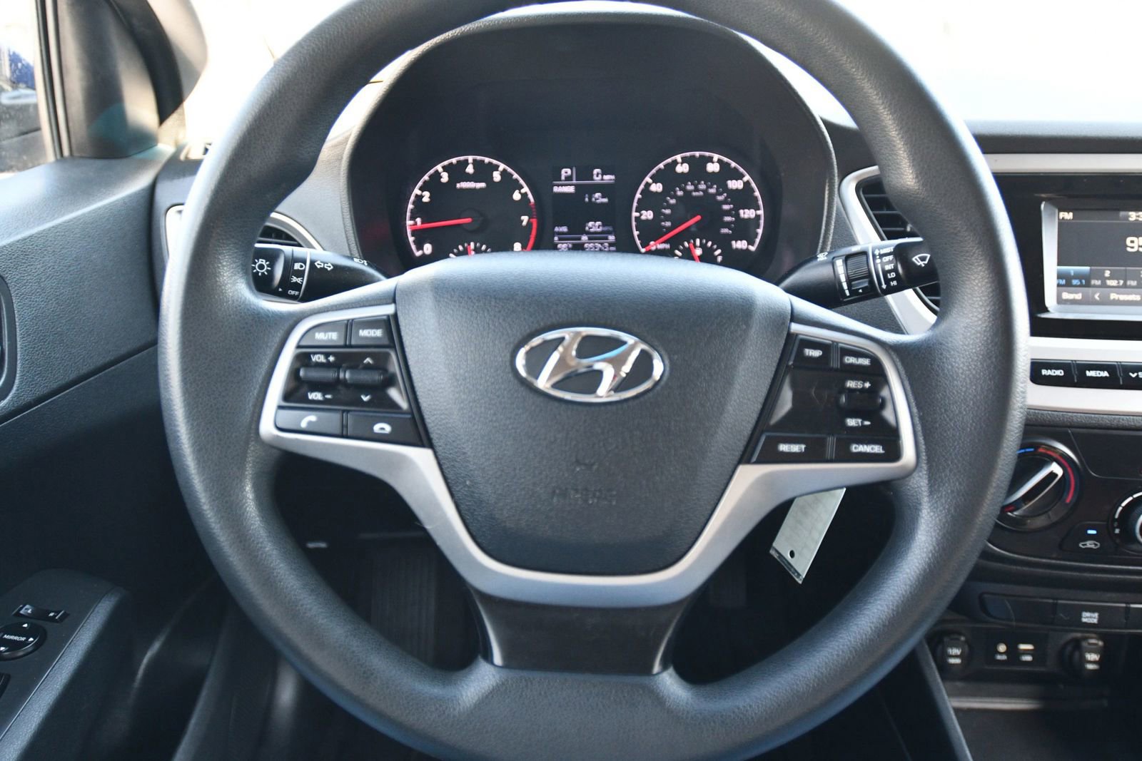 Used 2019 Hyundai Accent SE image 23