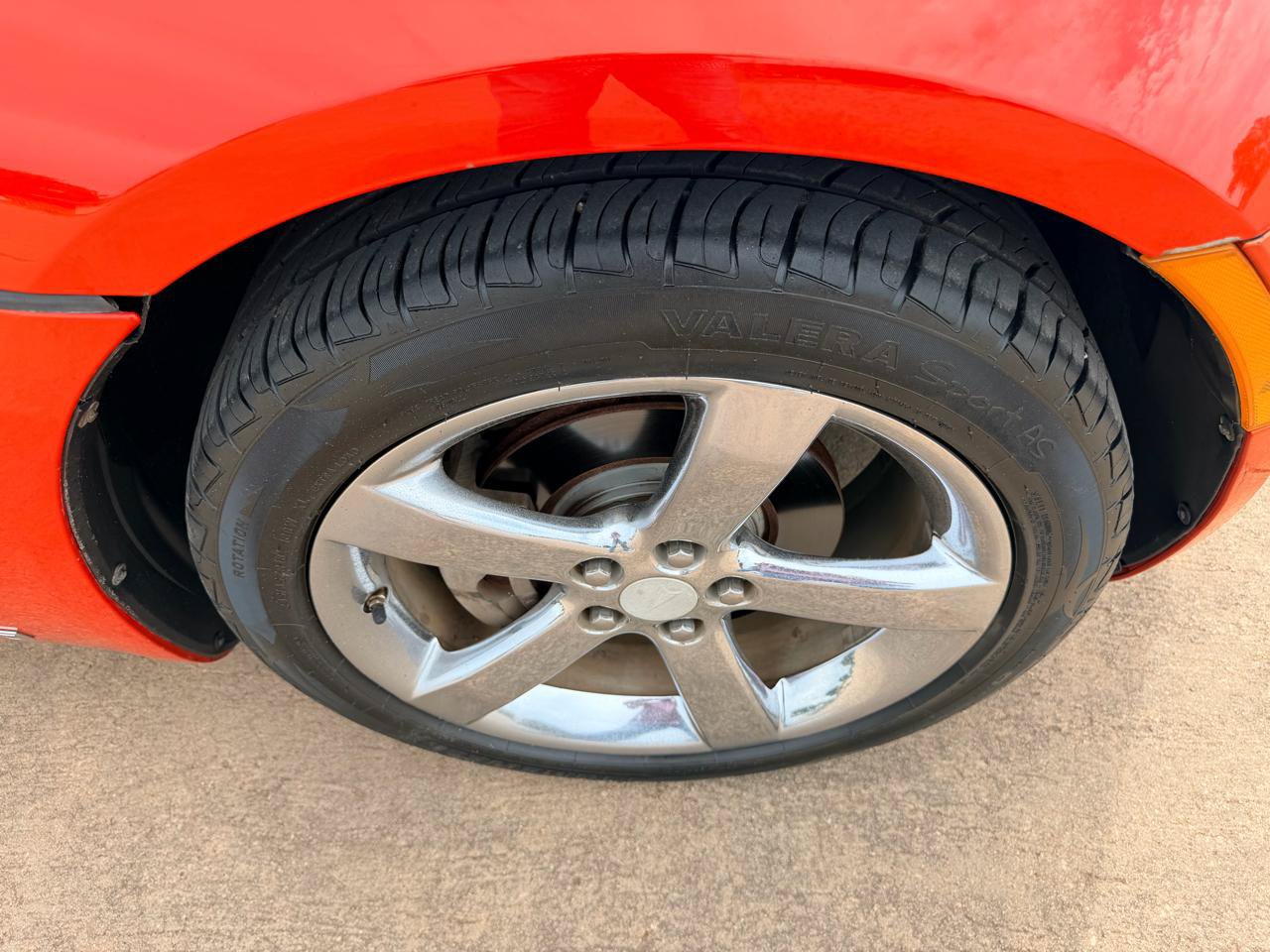 Used 2008 Pontiac Solstice GXP w/ Premium Package RWD image 26