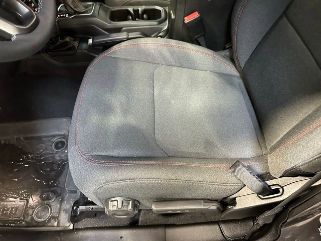 Used 2025 Jeep Gladiator Rubicon w/ Convenience Group image 22