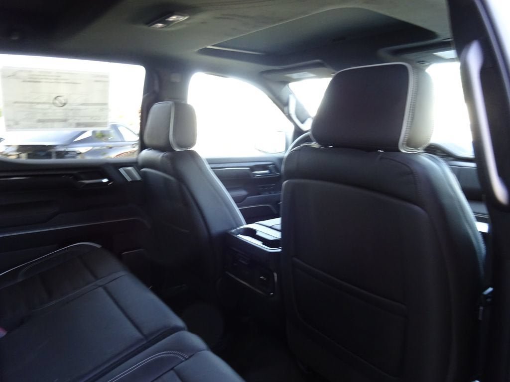 New 2026 GMC Sierra 1500 AT4X w/ LPO, Black Badging Package AWD/4WD image 24