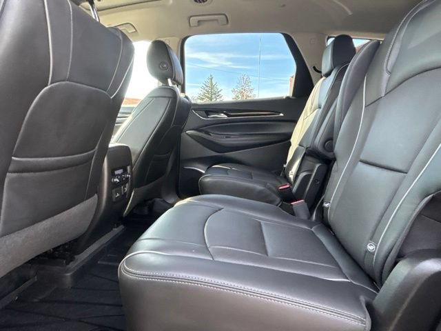 Used 2020 Buick Enclave Avenir w/ Avenir Technology Package AWD/4WD image 20