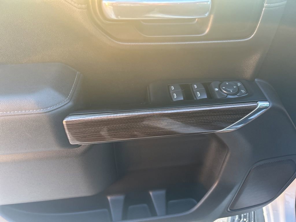 Used 2019 Chevrolet Silverado 1500 LT w/ All-Star Edition image 19