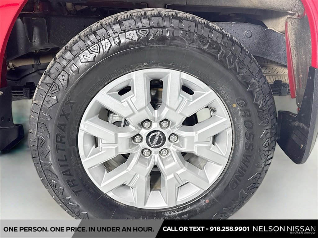 Used 2022 Nissan Frontier SV w/ Technology Package image 28