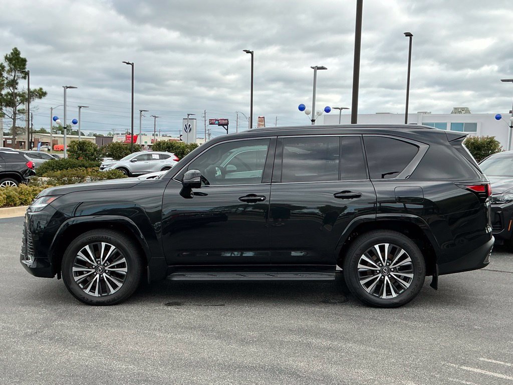 New 2026 Lexus LX 600 4WD w/ Interior Upgrade Package image 6