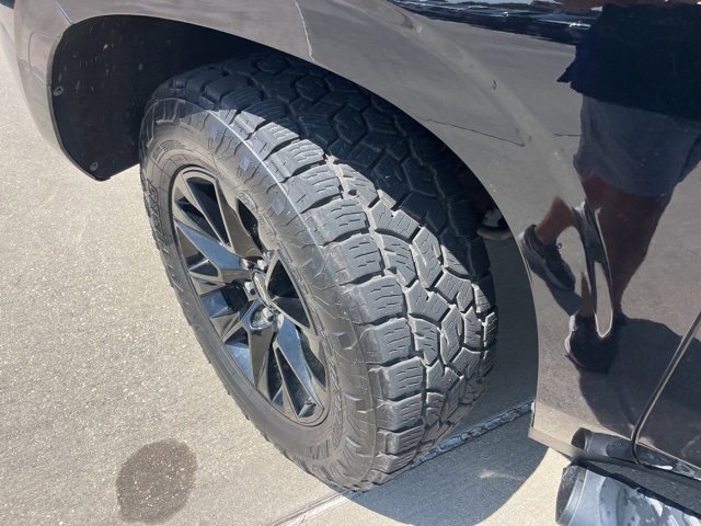 Used 2021 Chevrolet Tahoe Z71 w/ Z71 Signature Package image 42