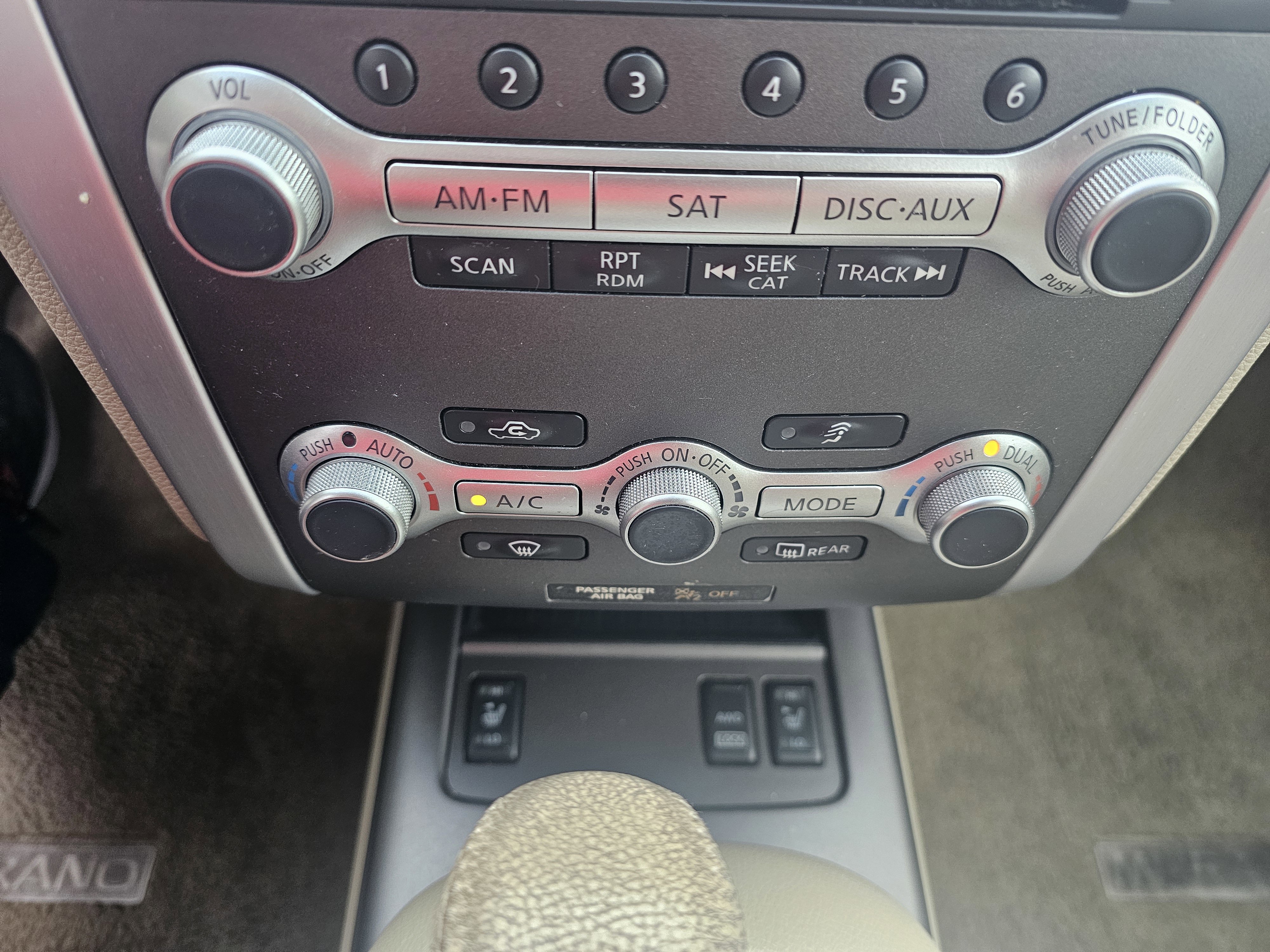 Used 2013 Nissan Murano SL w/ Navigation Pkg image 23