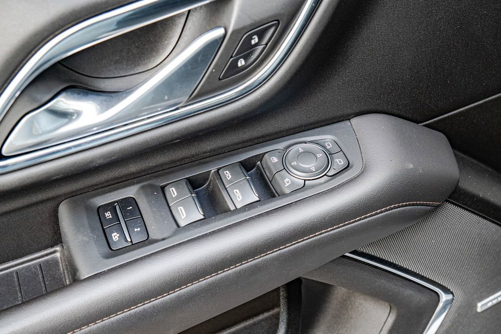 Used 2022 Chevrolet Suburban High Country image 19