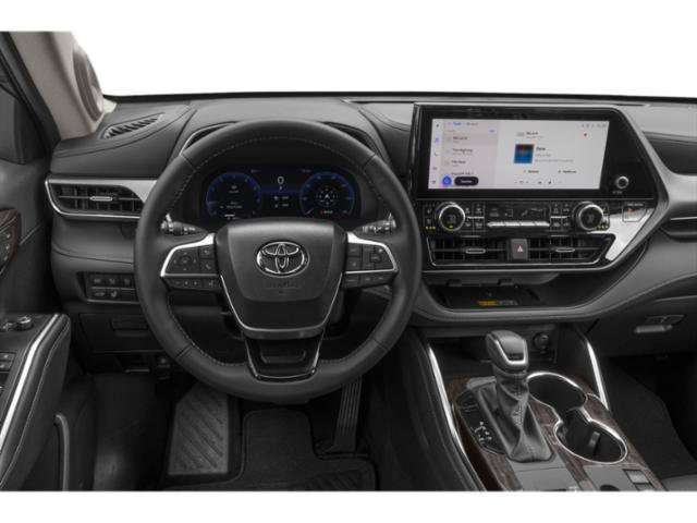 New 2026 Toyota Highlander Limited AWD/4WD image 9