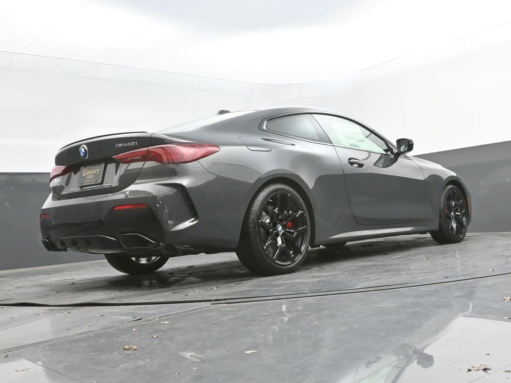 New 2026 BMW M440i Coupe w/ Premium Package RWD image 40