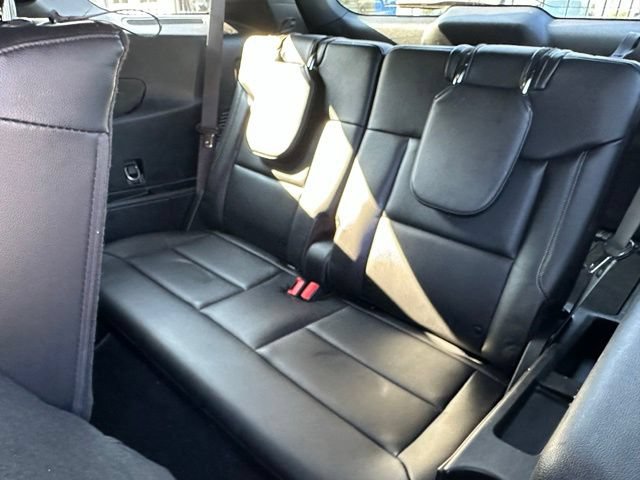 Used 2020 Ford Explorer XLT w/ Equipment Group 202A AWD/4WD image 23