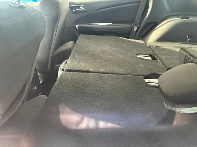 Used 2020 Dodge Journey SE w/ Blacktop Package FWD image 24