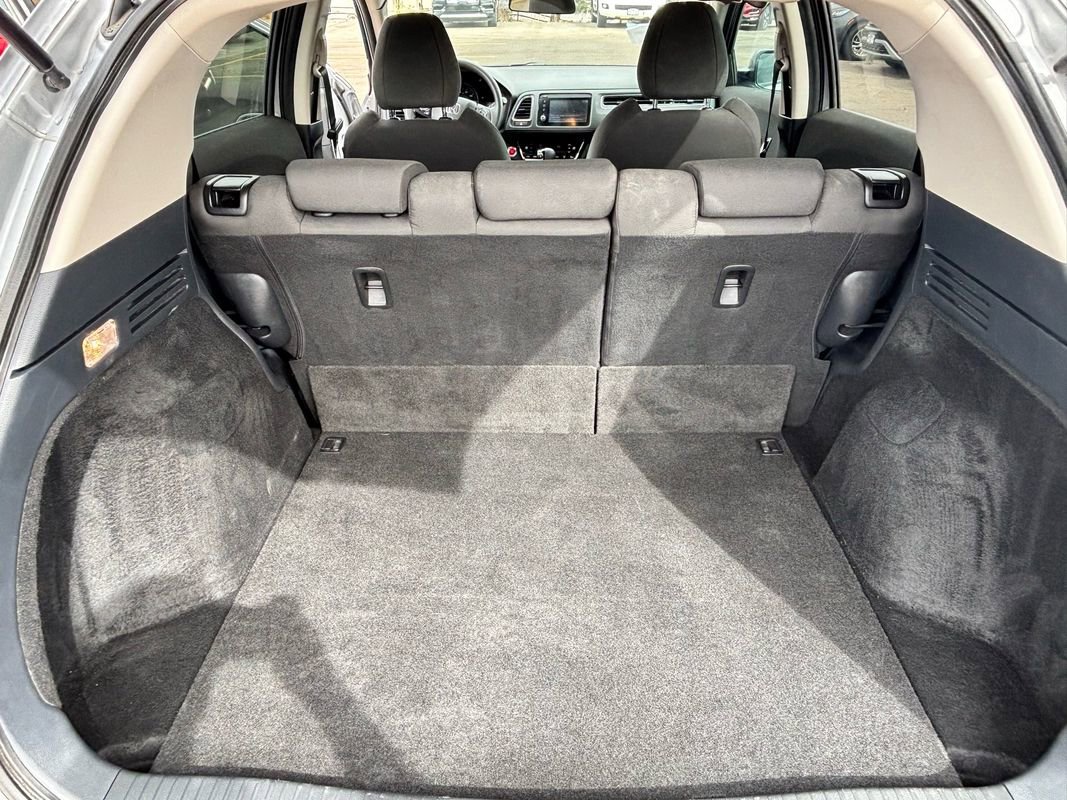 Used 2022 Honda HR-V EX image 18