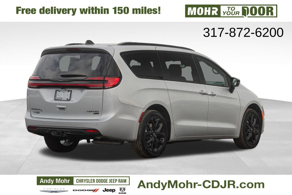 New 2026 Chrysler Pacifica Limited w/ S Appearance Package image 8