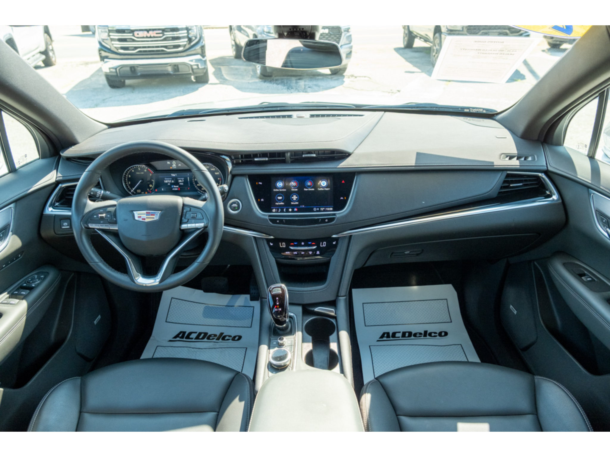Used 2023 Cadillac XT6 Luxury FWD image 33