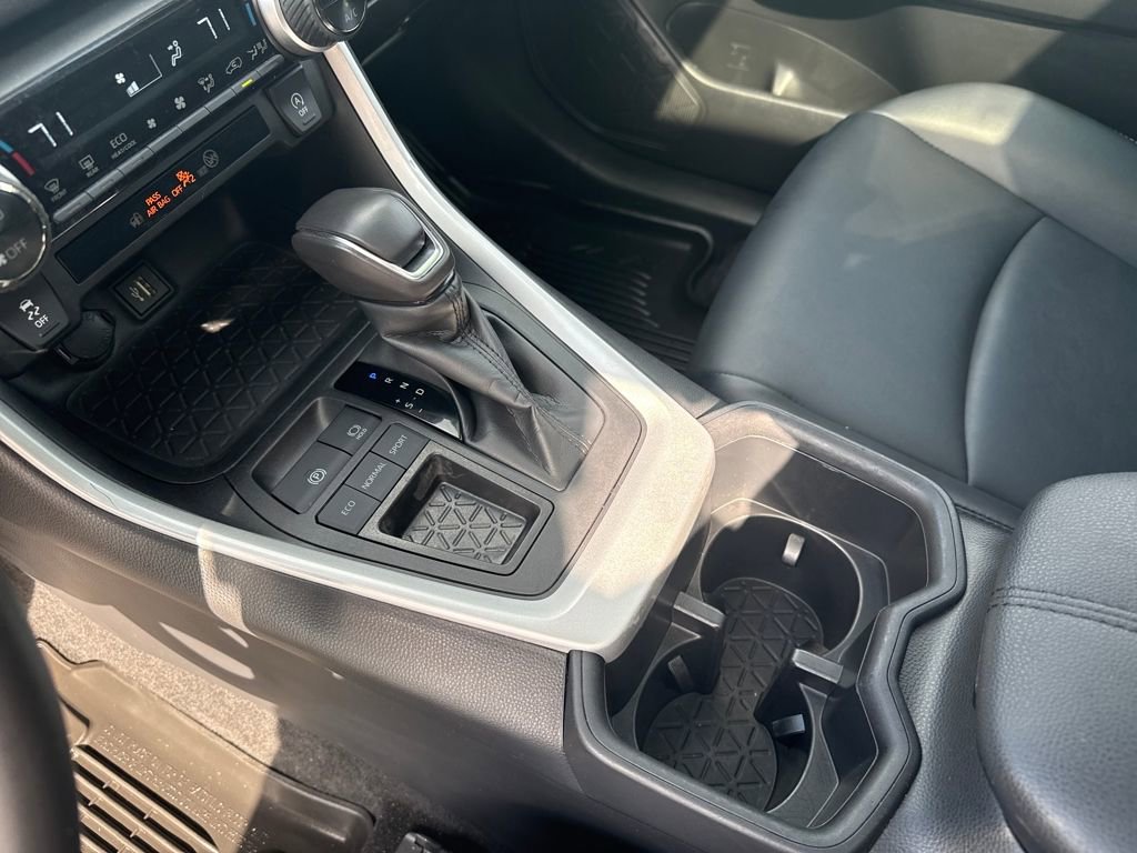 Used 2024 Toyota RAV4 XLE Premium image 29
