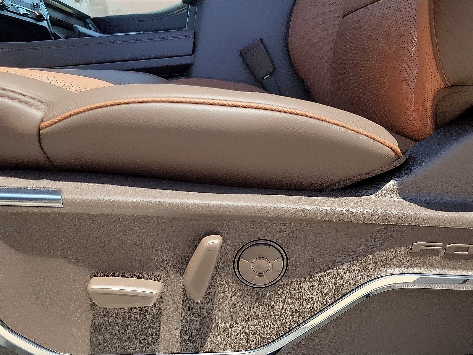 New 2026 Ford F250 King Ranch AWD/4WD image 11