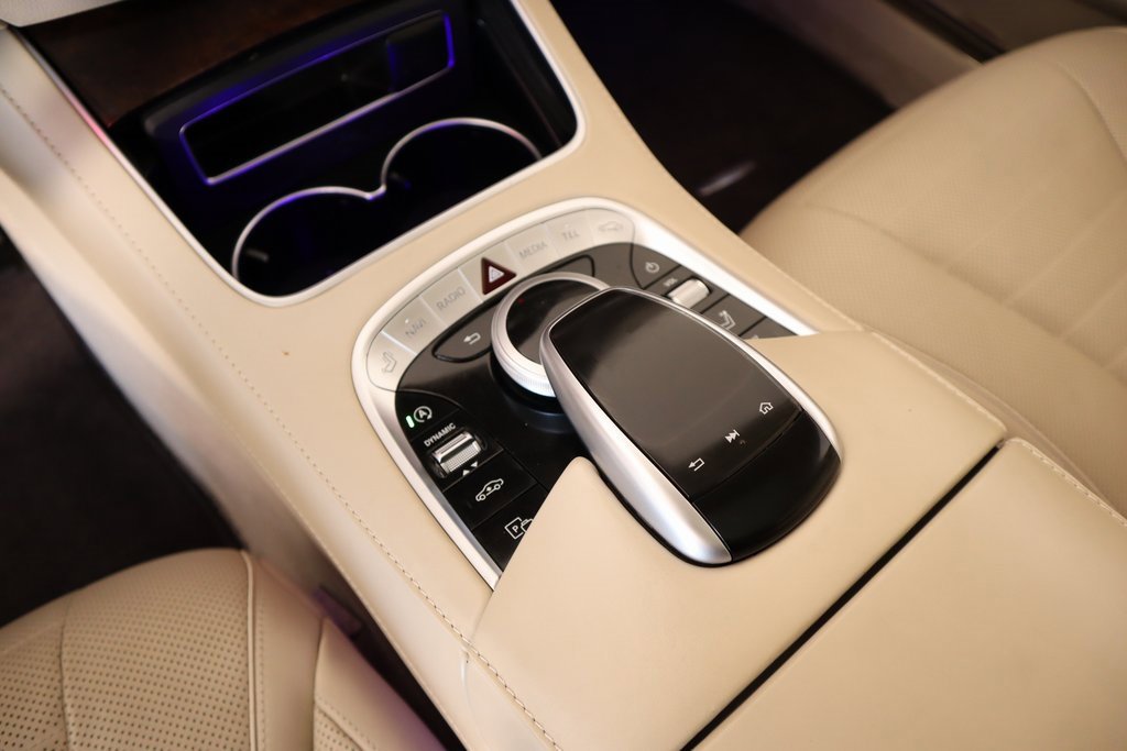 Used 2019 Mercedes-Benz S 560 Sedan image 8