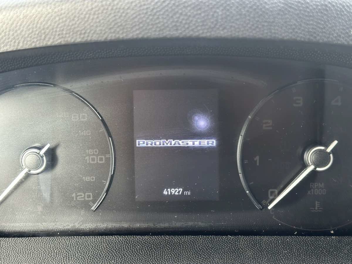 Used 2025 RAM ProMaster 2500 w/ Convenience Group FWD image 26