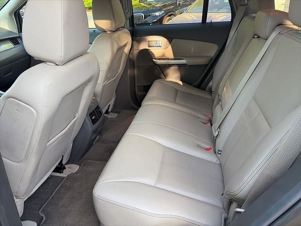 Used 2014 Ford Edge SEL w/ Equipment Group 205A FWD image 11
