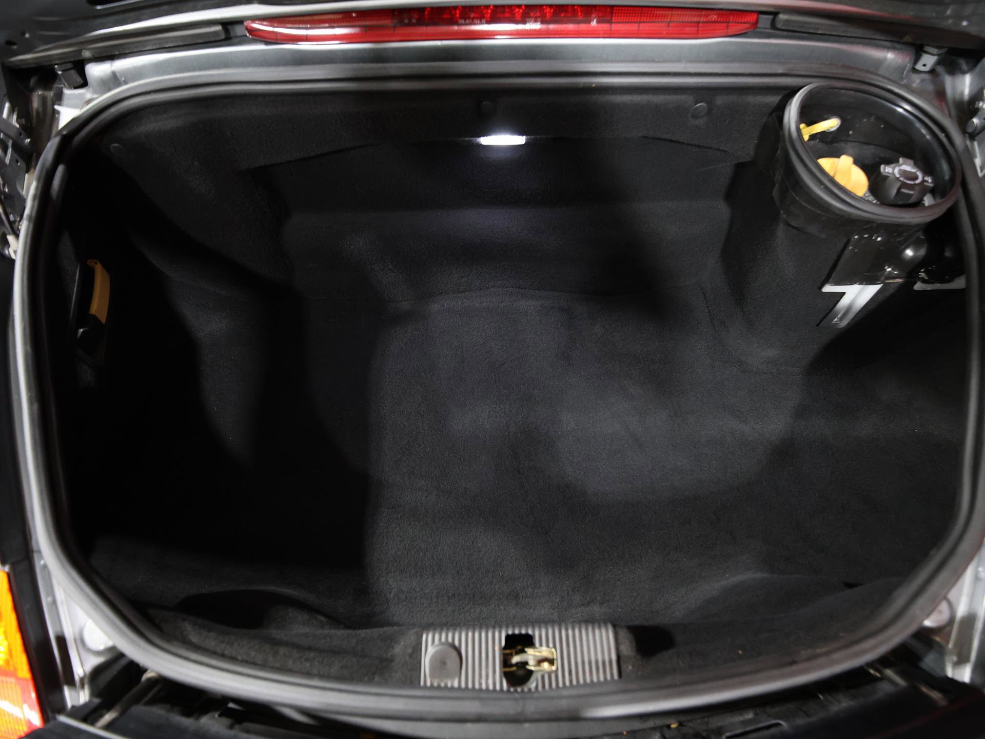 Used 2002 Porsche Boxster RWD image 22