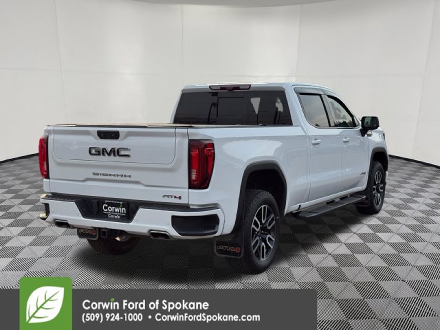 Used 2022 GMC Sierra 1500 AT4 w/ Technology Package AWD/4WD image 18