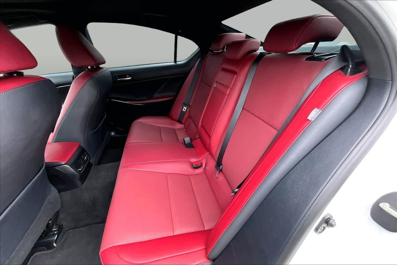 Used 2024 Lexus IS 300 w/ Comfort Package RWD image 21