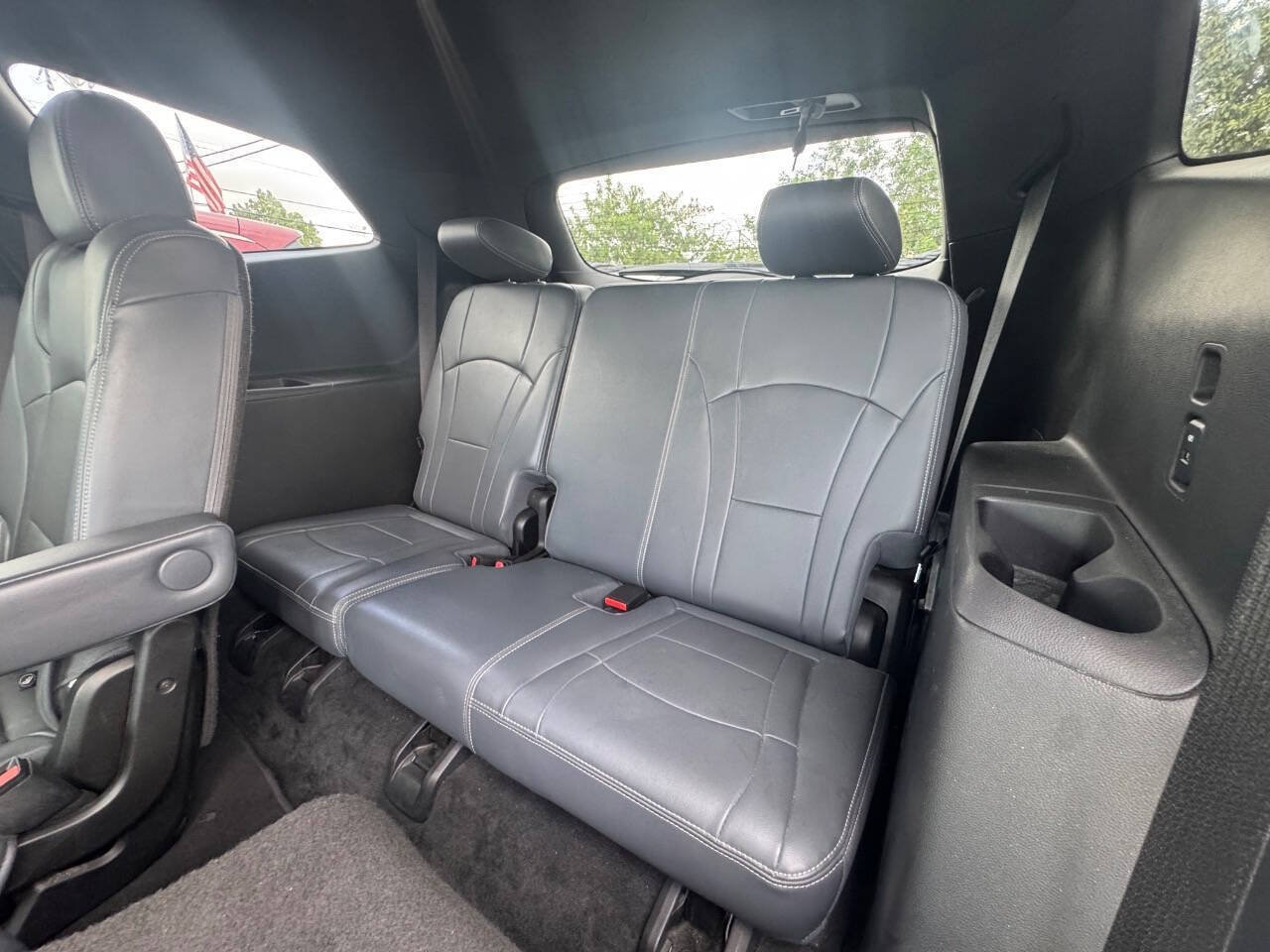 Used 2022 Buick Enclave Essence FWD image 15