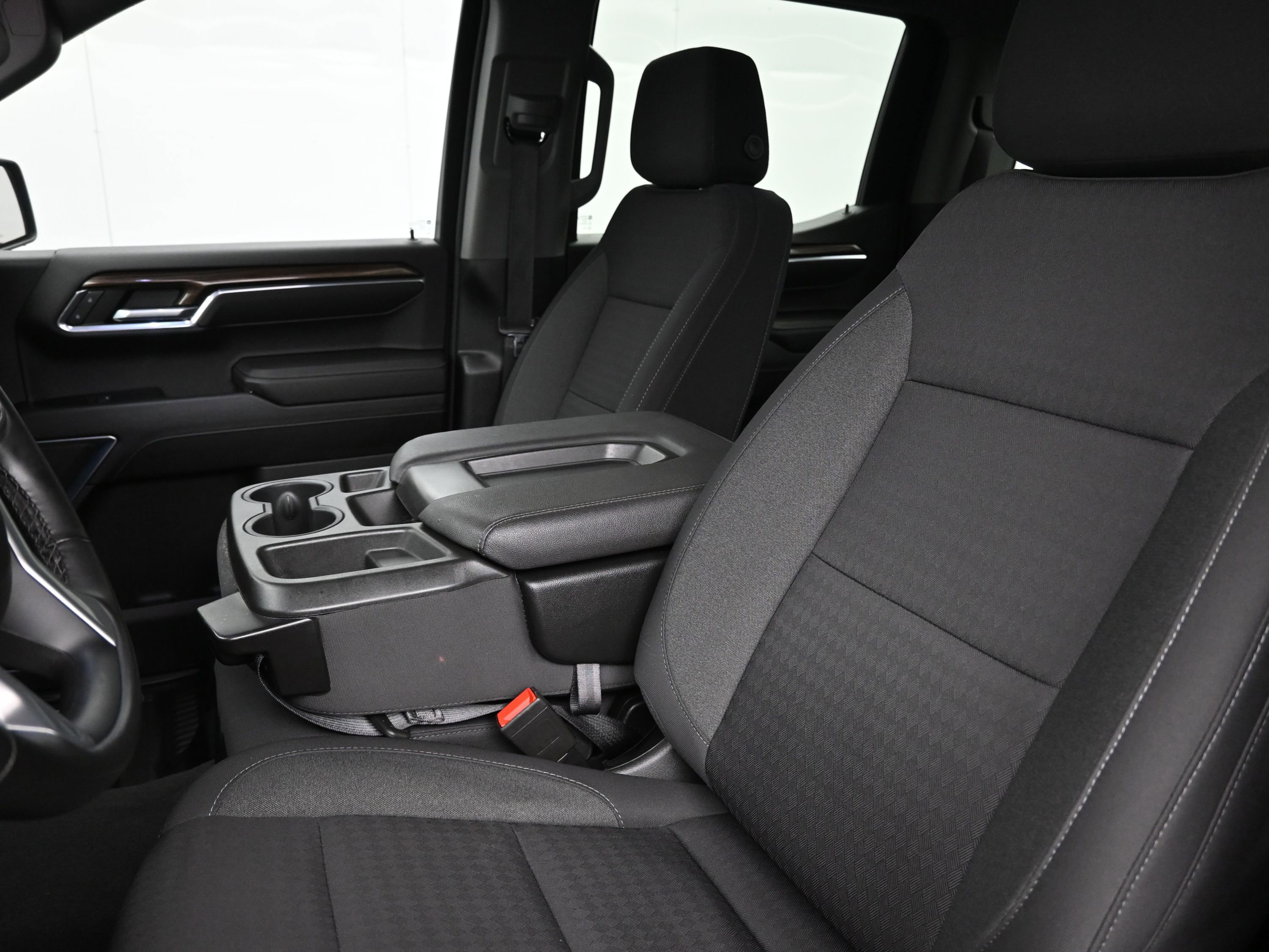 Used 2023 Chevrolet Silverado 1500 LT w/ Protection Package image 11