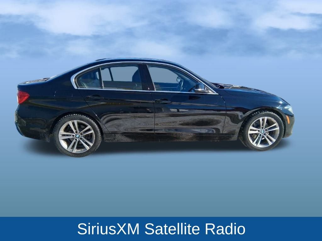 Used 2018 BMW 330i xDrive Sedan w/ Convenience Package image 8
