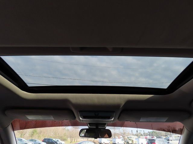 Used 2020 Nissan Altima 2.5 SR w/ Premium Package image 5