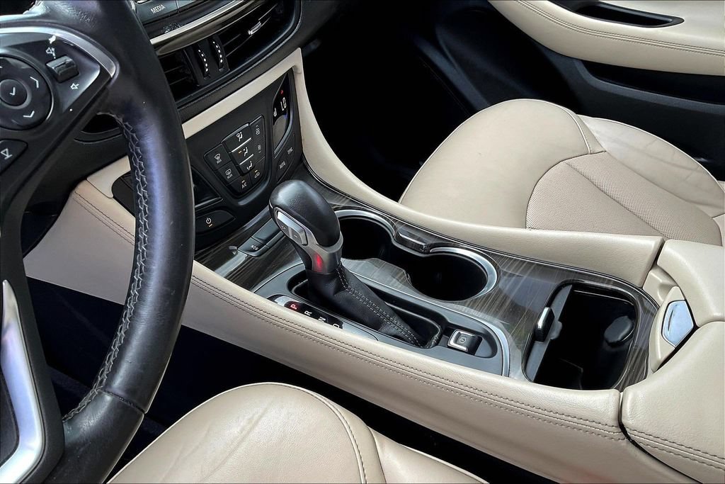Used 2019 Buick Envision Essence FWD image 22