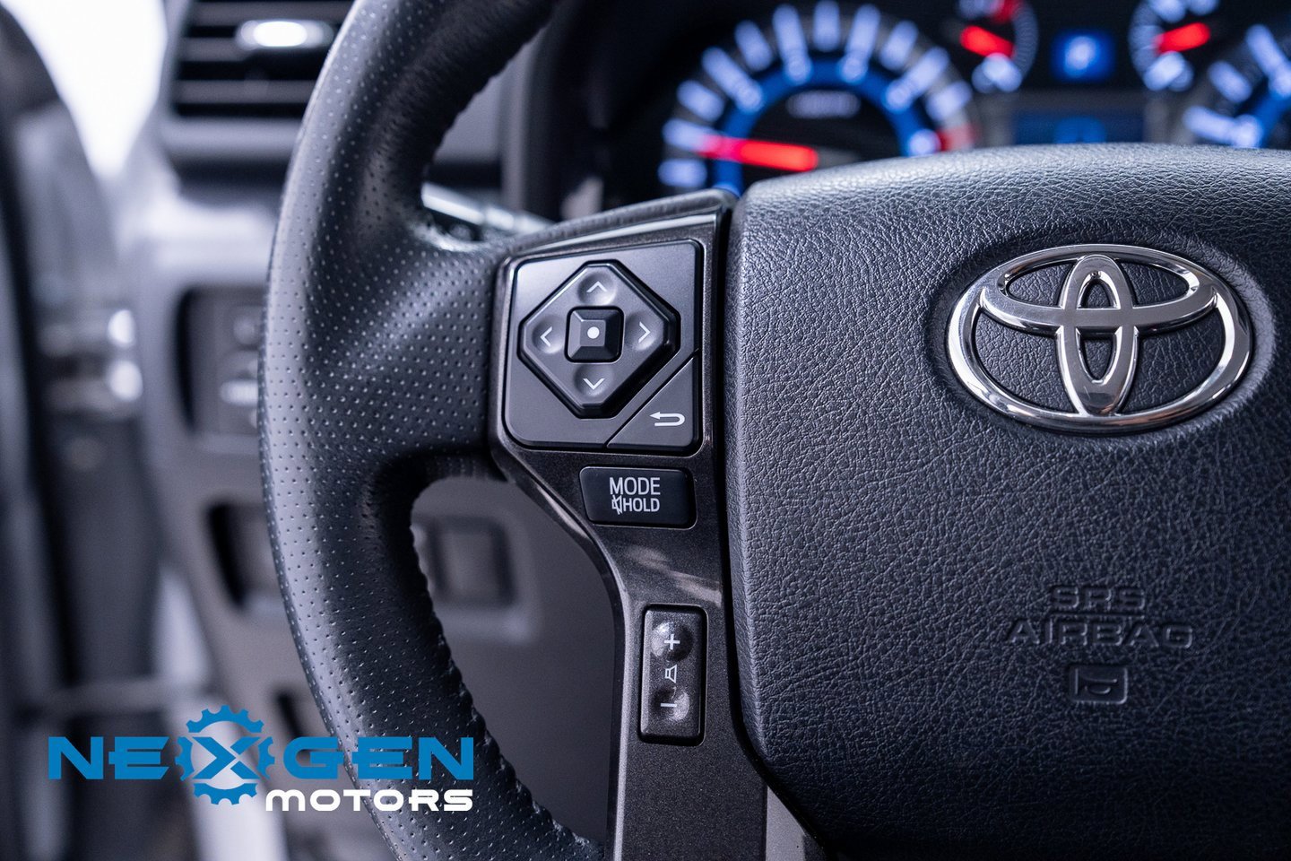 Used 2019 Toyota 4Runner TRD Off-Road Premium image 19