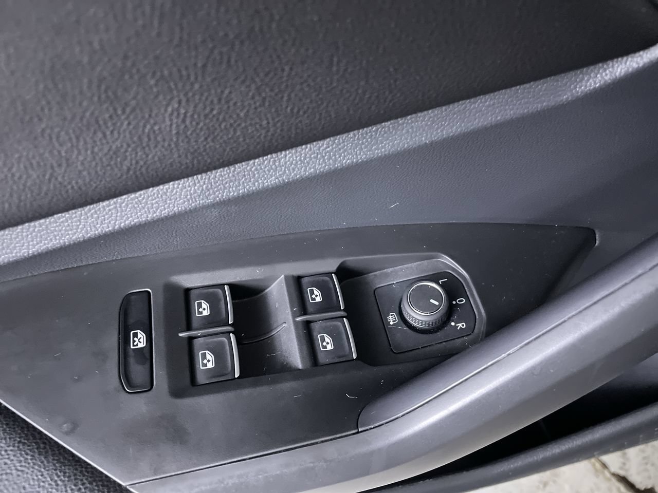 Used 2023 Volkswagen Jetta S FWD image 11