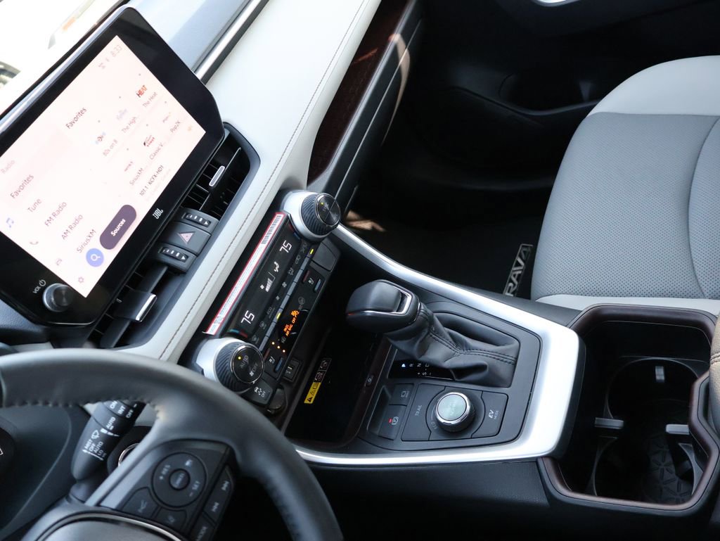 Used 2025 Toyota RAV4 Limited w/ Advanced Technology Package image 19