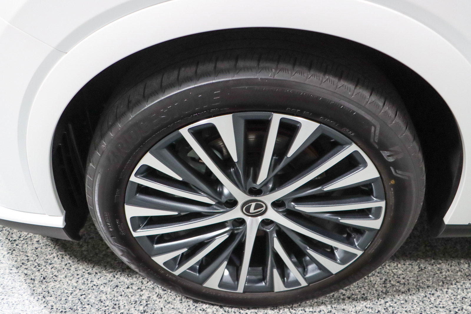 Used 2023 Lexus RX 350 FWD image 11