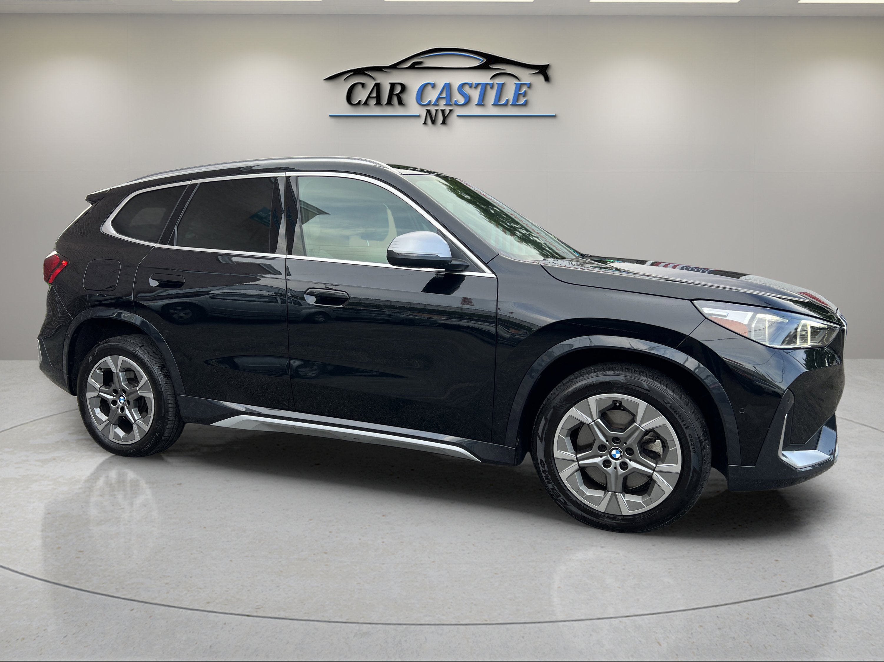 Used 2024 BMW X1 xDrive28i image 5