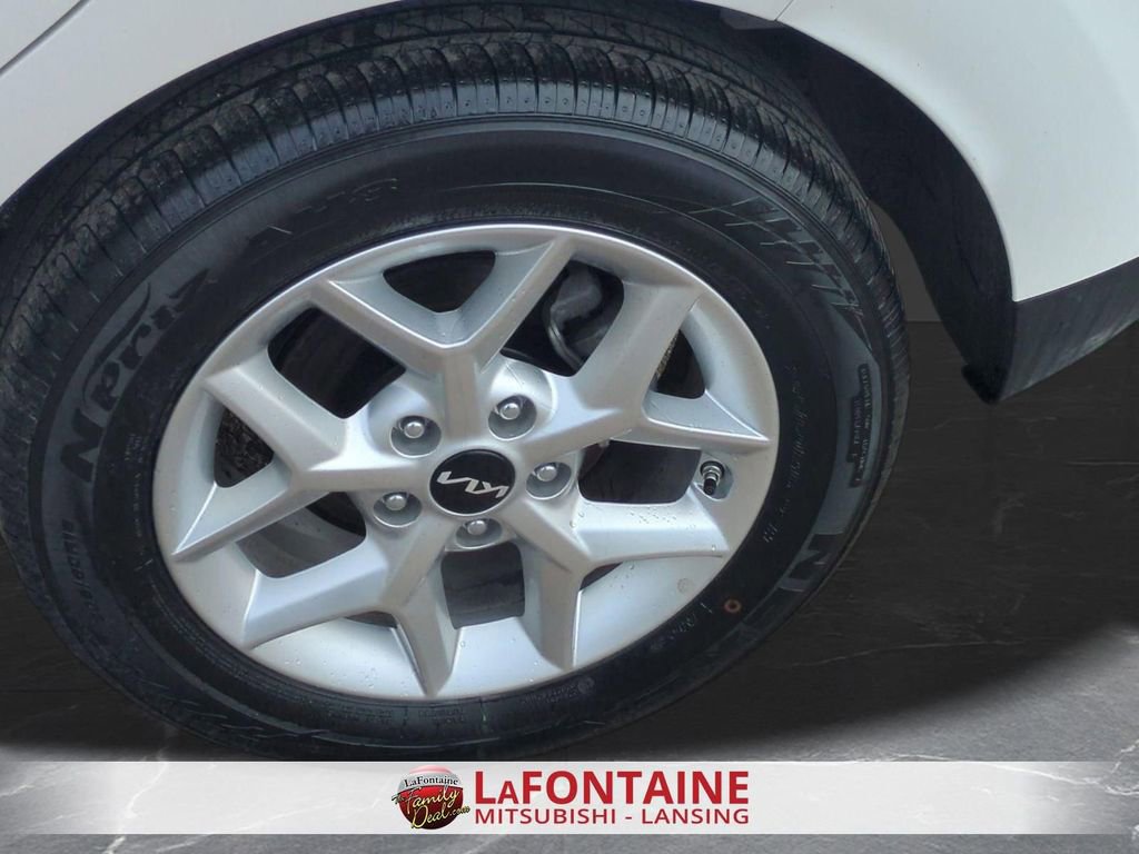 Used 2025 Kia Soul LX w/ LX Technology Package image 28